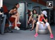 Beberapa member wanita di BisaFitness, gym di Pulau Batam, tampak bugar dan ceria setelah selesai berolahraga. Mereka terlihat berbincang-bincang dengan senyum lebar, menunjukkan suasana sosial yang positif di antara anggota. BisaFitness menyediakan fasilitas dan kelas yang mendukung kebugaran fisik sekaligus memperkuat komunitas di kalangan anggota wanita.